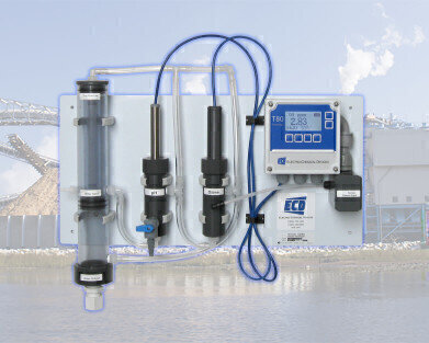 Plumb and Play Ozone Analyser with Reagent-less Sensor Design for Low Operating Costs
