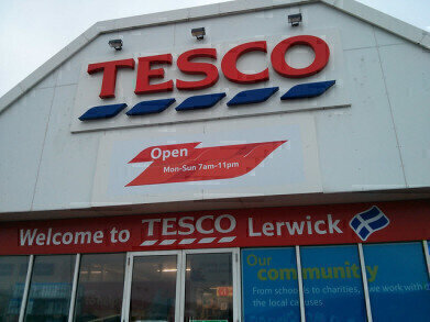 Tesco Trials In-Store Plastic Recycling