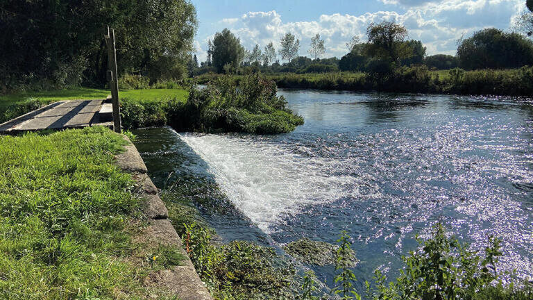 Continuous remote water quality monitoring networks