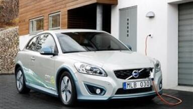 New cars 'improve UK's air quality'