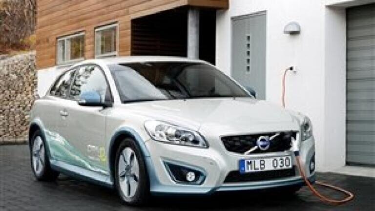 New cars 'improve UK's air quality'