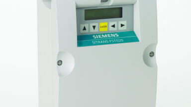 Easily applicable clamp-on ultrasonic flowmeter