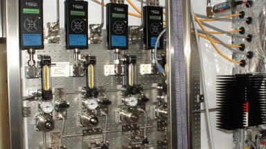 Specific Hydrogen Monitors Chosen by BP Refinery