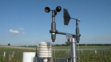 Weather Stations with Web Based Controller
