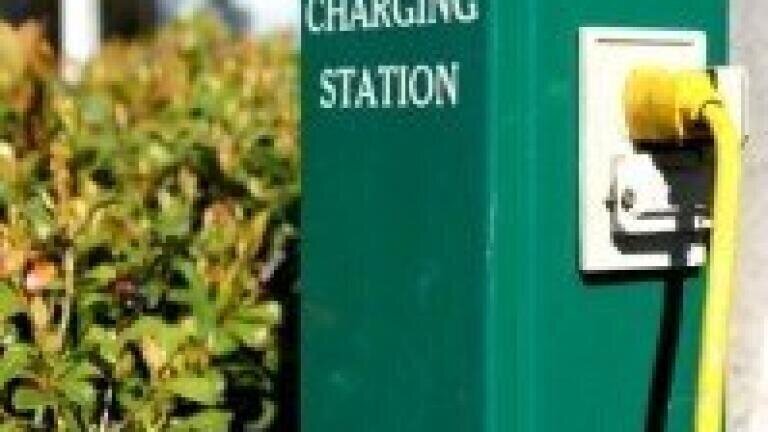 Electric car grants to improve UK air quality