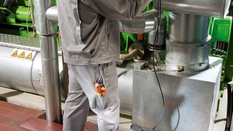 The First Emissions Analyser which Thinks Ahead!