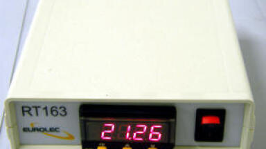 Precision Reference Thermometer