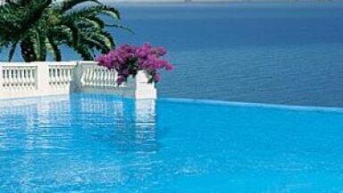 Greenpeace opposes Costa del Sol gas works