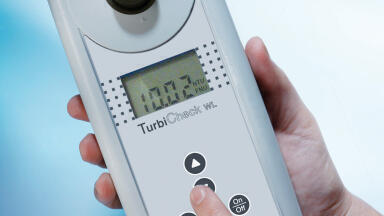 Turbidimeter With White Light Source