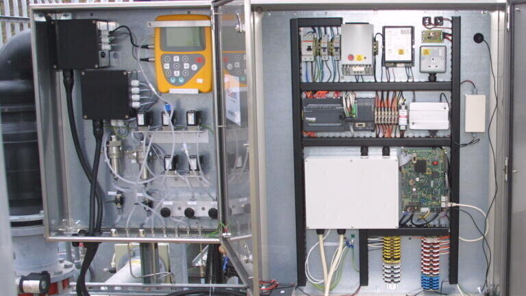 Geotech AEMS Automated Extraction and Measurement System
 
