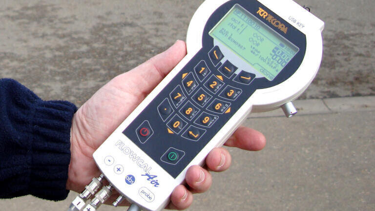 New Calibrator for Temperature Flow & Pressure