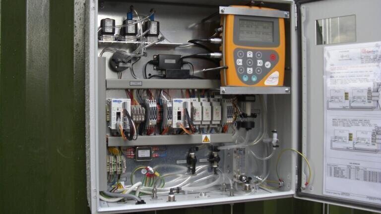 The Geotech GA3000 static automatic biogas analyser 