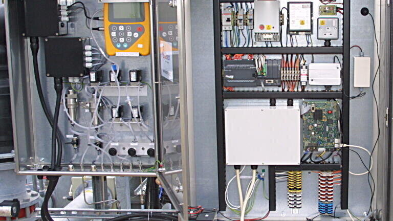 Geotech Automated Extraction Monitoring System (AEMS ) for landfill gas and biogas

