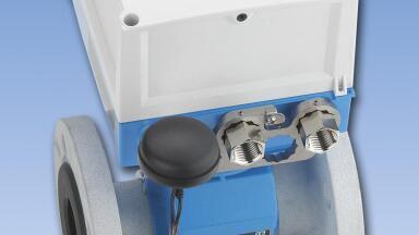 Electromagnetic Flowmeter with Cellphone Access