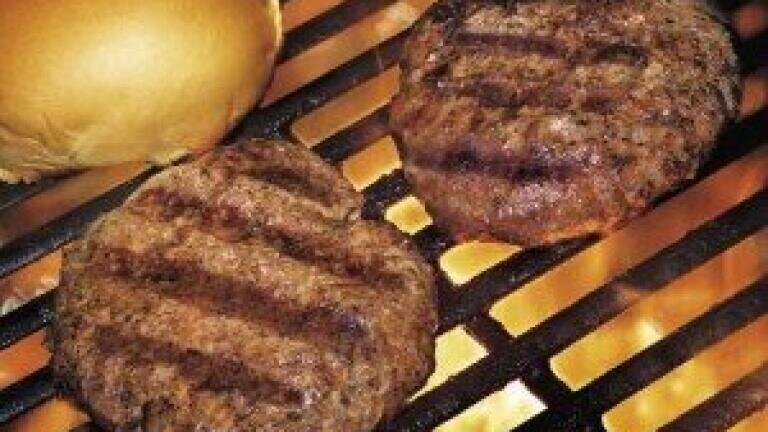 Hamburgers produce more air pollution than trucks, scientists say