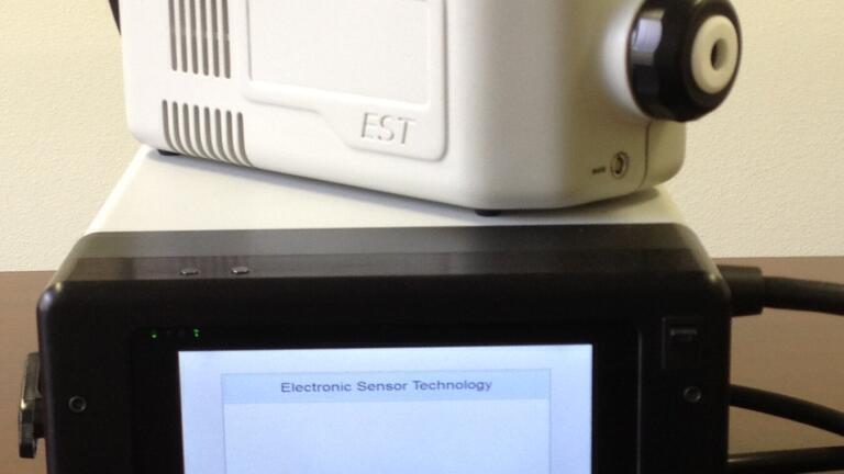 Portable Ultra-Fast Gas Chromatography