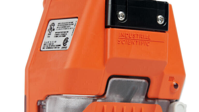 Multi-Gas Detector for Personal Protection with an Instrument Pump for Confined Space Entries