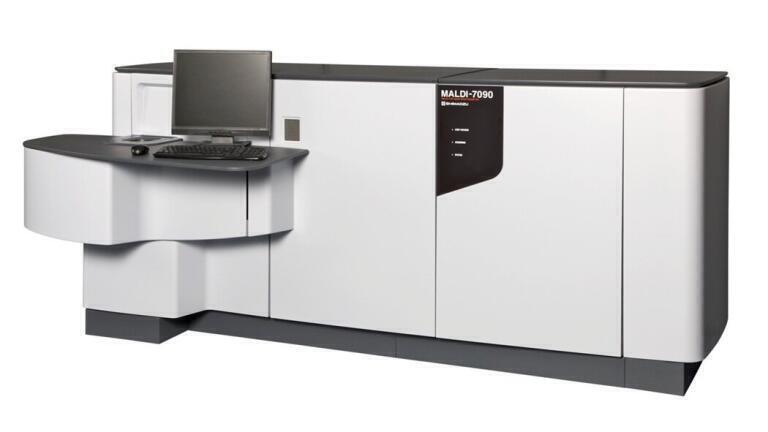 Mass Spectrometer Combining High Throughput, High Resolution and High-Energy