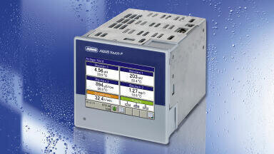 Compact Multichannel Measuring Device for Liquid Analysis