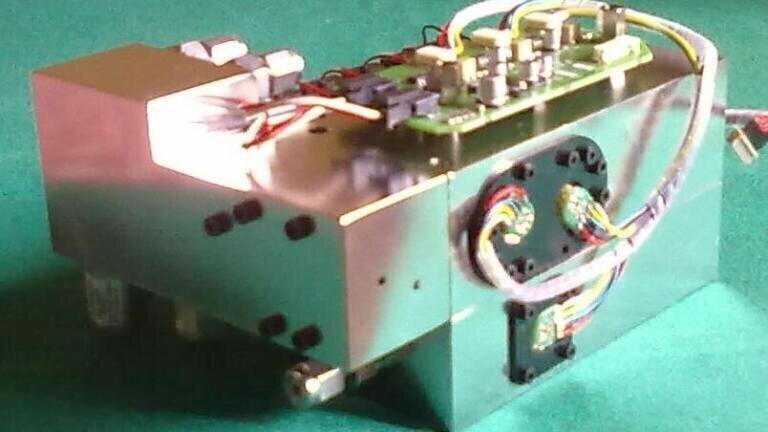 Internal view of "all steel" version BetaCAP30