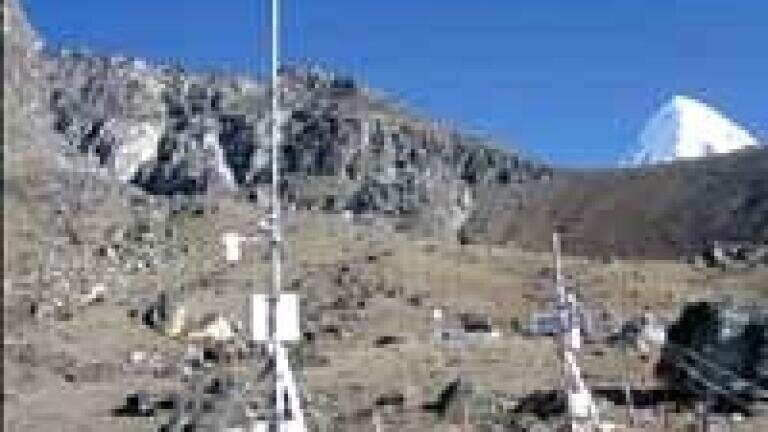 SHARE Everest 2008: Extreme Weather Monitoring
