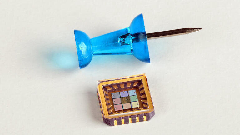 New Miniature 8-band Colour Sensor Enables Handheld OEM Devices