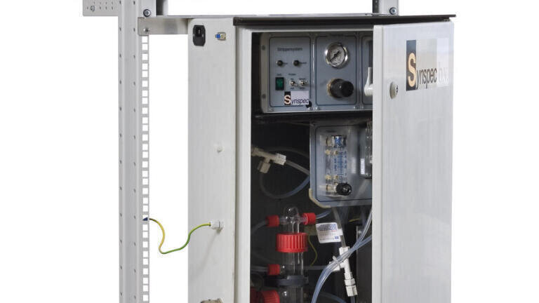 New Equipment for Continuous Online Monitoring of Low Concentrations of Hydrocarbons in Water