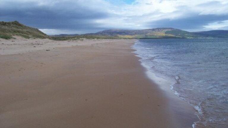 Most of EU's beaches meet water quality levels