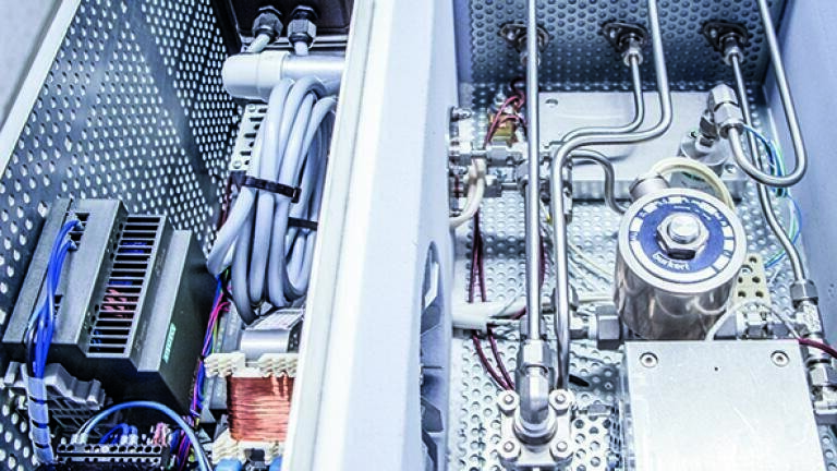 A heated gas treatment system from AFRISO: It is used if higher and constant operating temperatures are required to keep the temperature from falling below the dew point.