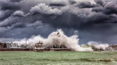 Is it Possible to Build a Tsunami-Proof Building?