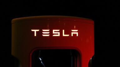 Welsh Homeowner Installs First Tesla Solar Storage Battery in UK