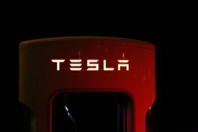 Welsh Homeowner Installs First Tesla Solar Storage Battery in UK