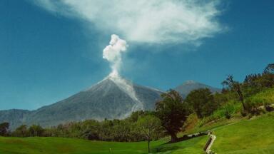 How Do We Know When a Volcano Is about to Erupt?