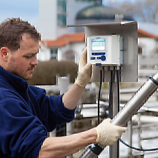 Reagent-free monitoring of COD in wastewater plants with the new System ...
