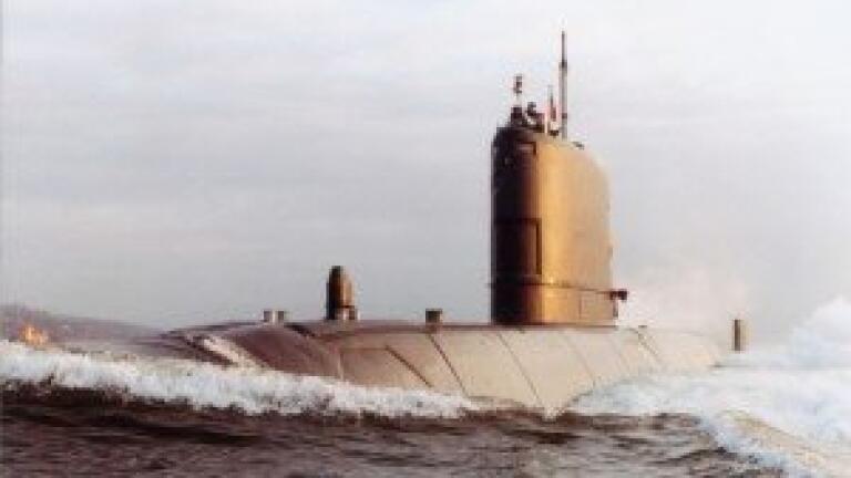 Nuclear submarine 'leaks radioactive water' into river