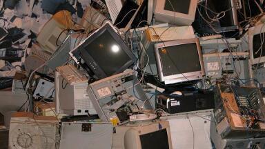 Why is Asia's Gadget Mountain an Environmental Disaster?