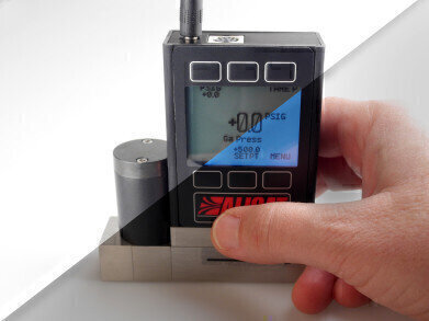 Backlit Monochrome Display Added to Mass Flow and Pressure Instruments