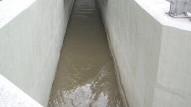 Non-contact and Reliable Open Channel Flow Monitoring with New Radar Sensor