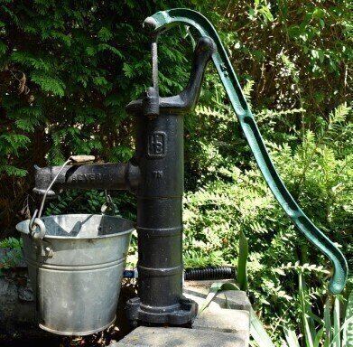 Can Water Pumps' "Good Vibrations" Help Determine Groundwater Levels?