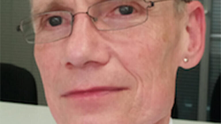 Simon Wood 