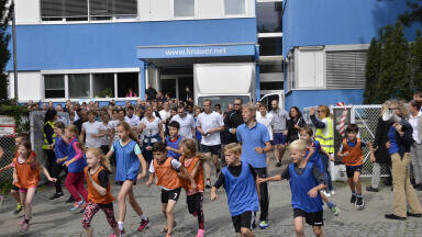 Zehlendorf Charity Run for Schools in Nepal is Organised. "All for Water, Water for all"