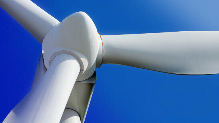 Metering Grease Lubrication Flow in a Wind Turbine