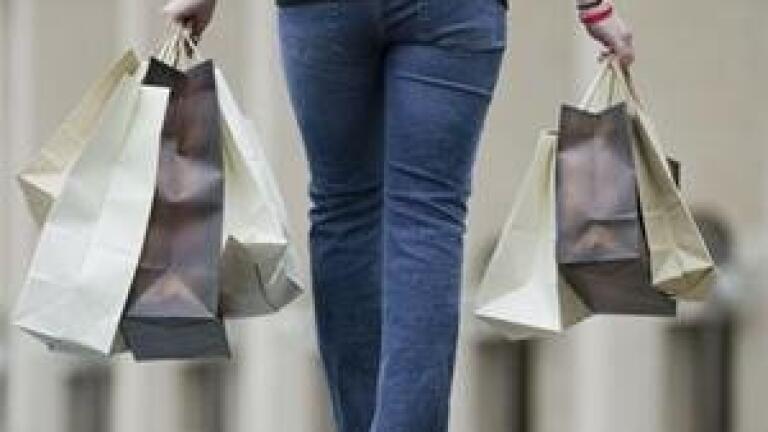 'Send fewer plastic bags to landfill', Britons urged