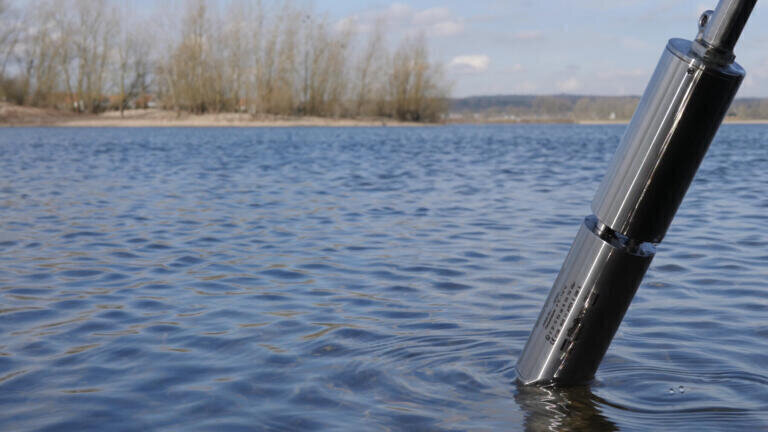 A new and simple solution for cost effective, in-situ industrial and drinking water monitoring