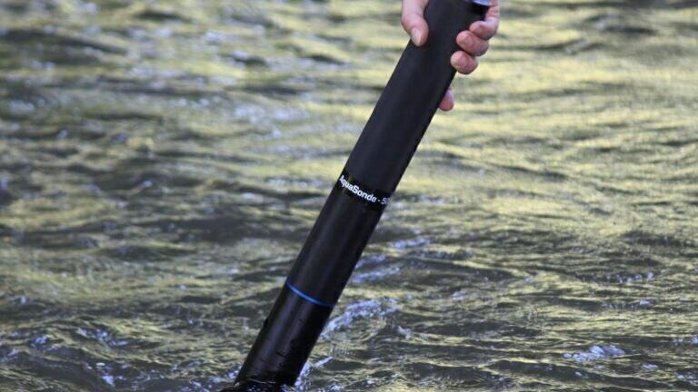 Multiparameter water probes updated with data logging capabilities