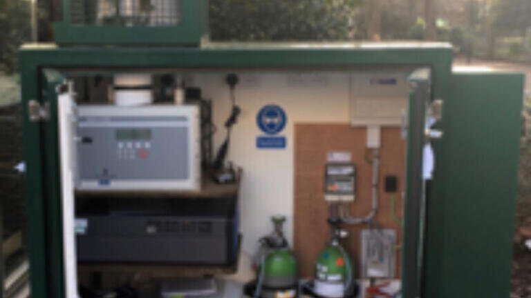 ET supplied AQM stations.