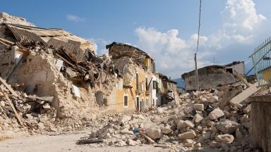 Can AI Help with Earthquake Aftershocks?