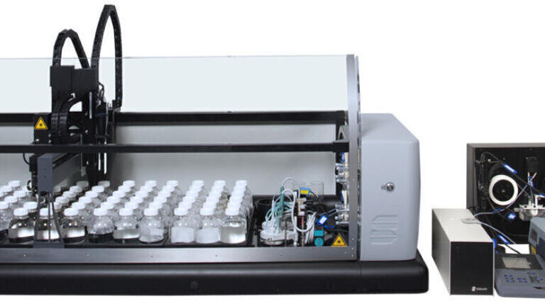 Water robot offers laboratories a complete “walk-away” concept