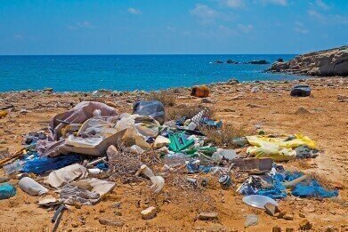 How Does Plastic in the Ocean Affect the Air?