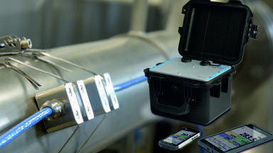 Self-sufficient and contactless Flow Metering